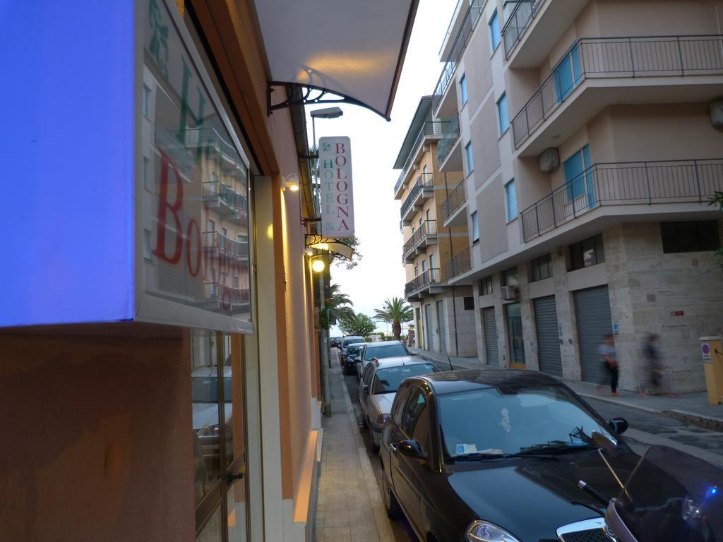 Hotel Bologna San Benedetto del Tronto Exterior foto